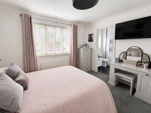 Photo 13- click for photo gallery